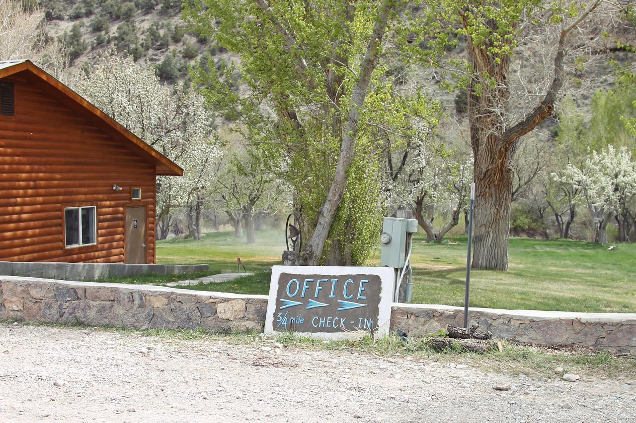 Hidden Canyon Retreat Baker ภายนอก รูปภาพ